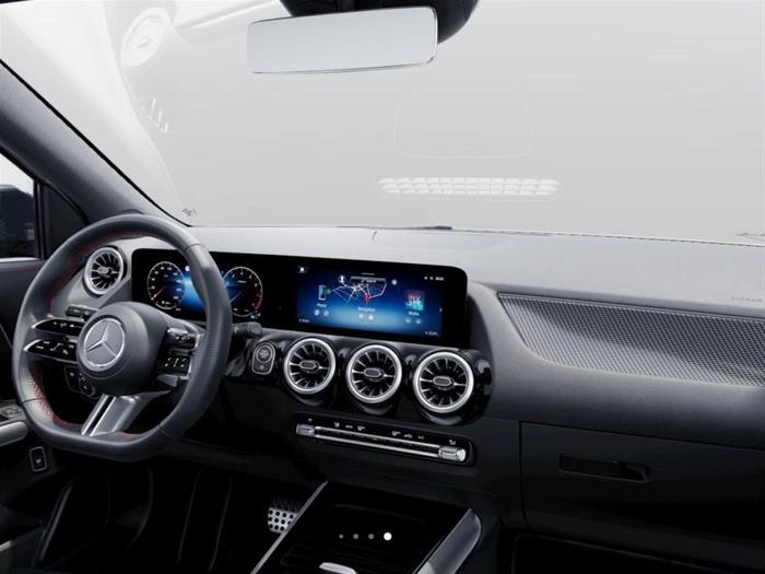 AutoSilver - MERCEDES-BENZ GLA 180 | ID 35710