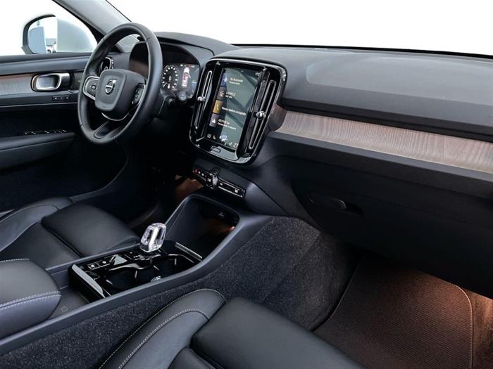AutoSilver - VOLVO XC40 | ID 35874