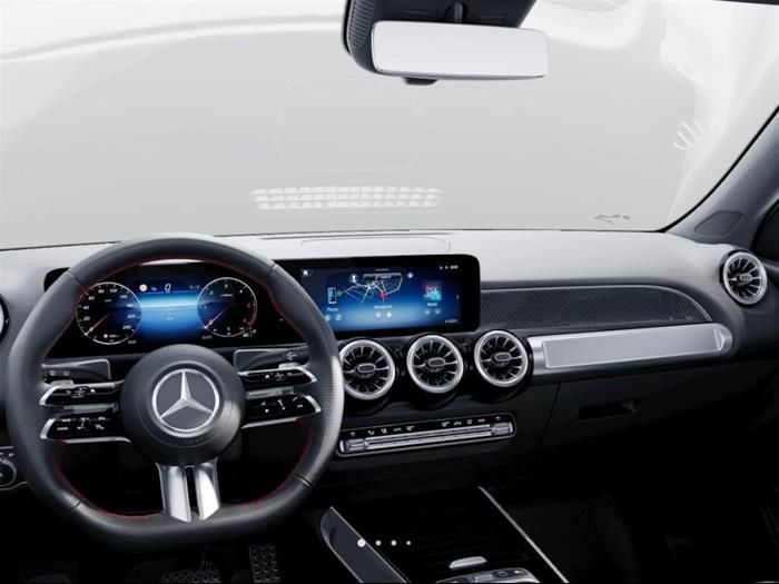 AutoSilver - MERCEDES-BENZ GLB 200 | ID 37000