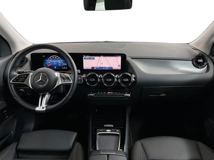 AutoSilver - MERCEDES-BENZ GLA 180 | ID 37475