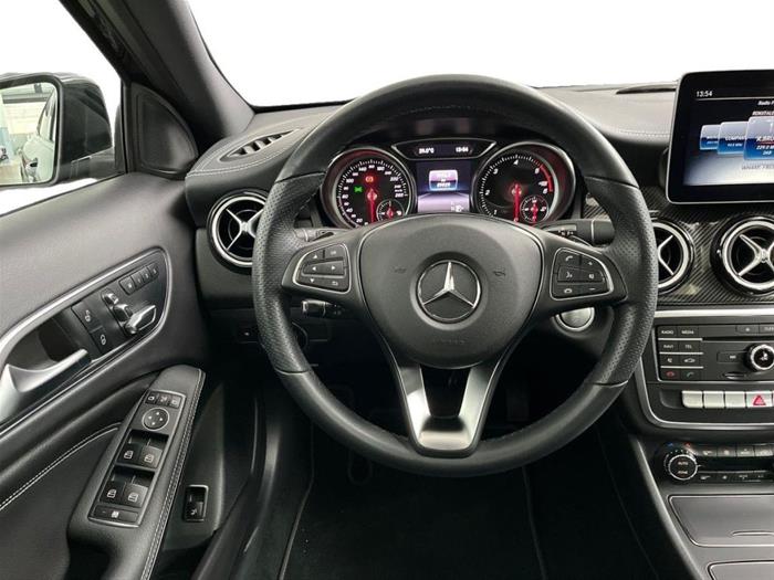 AutoSilver - MERCEDES-BENZ GLA 200 | ID 37523