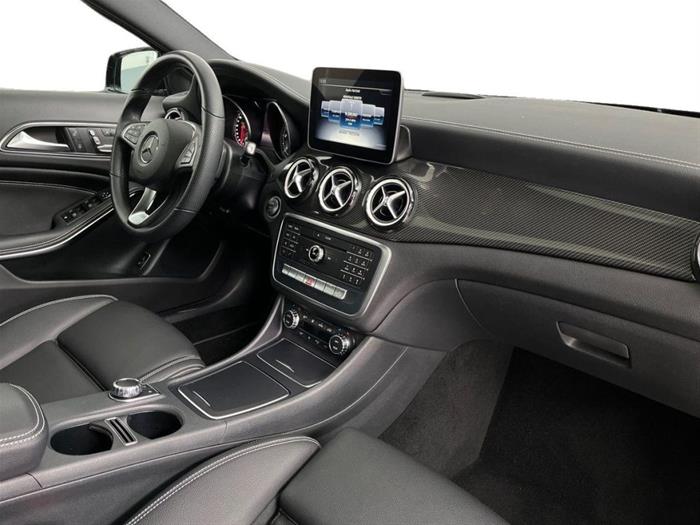 AutoSilver - MERCEDES-BENZ GLA 200 | ID 37523