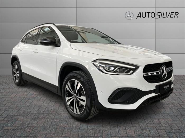 AutoSilver - MERCEDES-BENZ GLA 200 | ID 37537