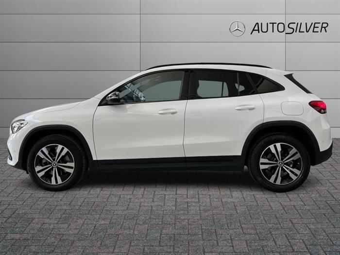 AutoSilver - MERCEDES-BENZ GLA 200 | ID 37537
