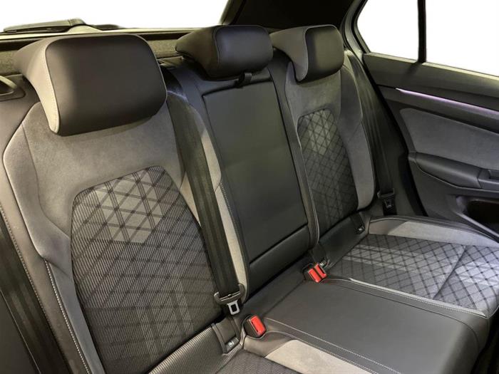 AutoSilver - VOLKSWAGEN Golf | ID 38791