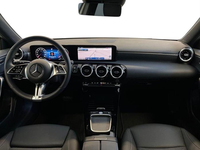 AutoSilver - MERCEDES-BENZ A 180 | ID 39012