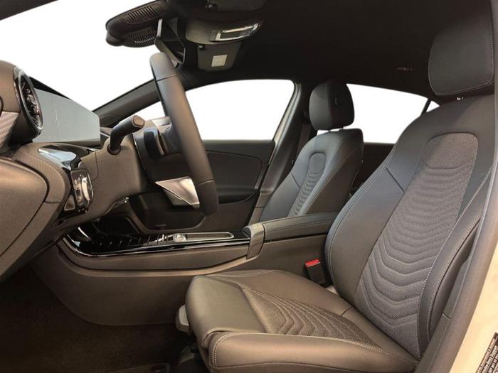 AutoSilver - MERCEDES-BENZ A 180 | ID 39012