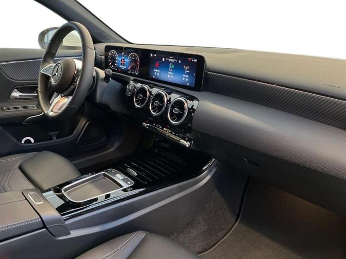 AutoSilver - MERCEDES-BENZ A 180 | ID 39012