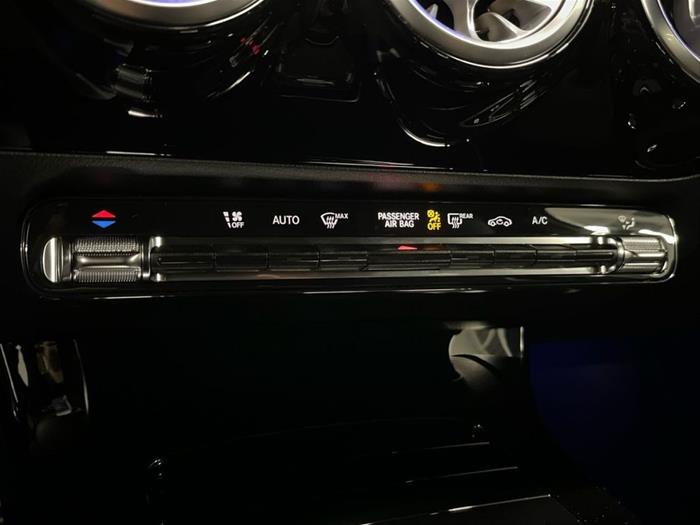 AutoSilver - MERCEDES-BENZ A 180 | ID 39014