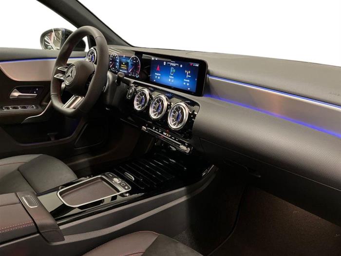 AutoSilver - MERCEDES-BENZ A 180 | ID 39014