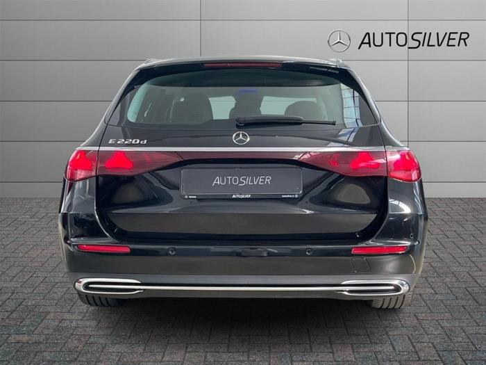 AutoSilver - MERCEDES-BENZ E 220 | ID 39101