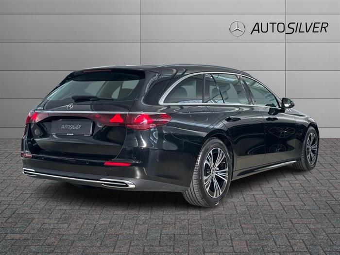 AutoSilver - MERCEDES-BENZ E 220 | ID 39101