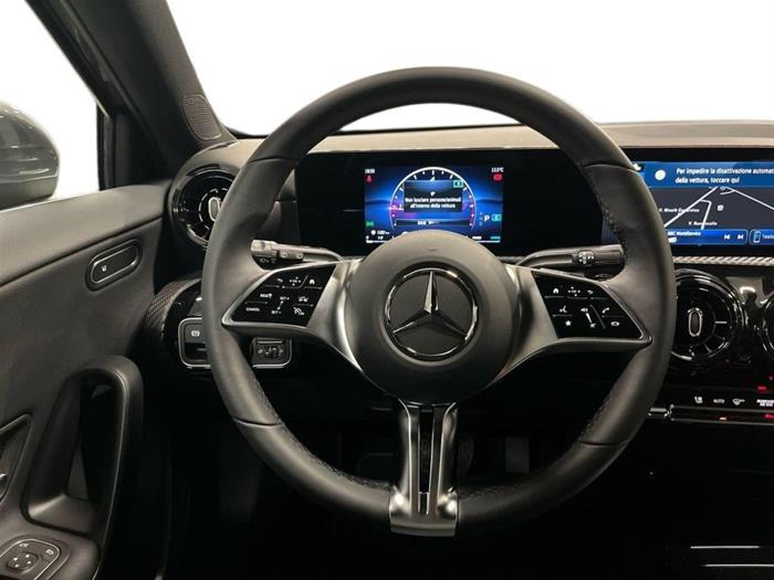 AutoSilver - MERCEDES-BENZ A 180 | ID 39191