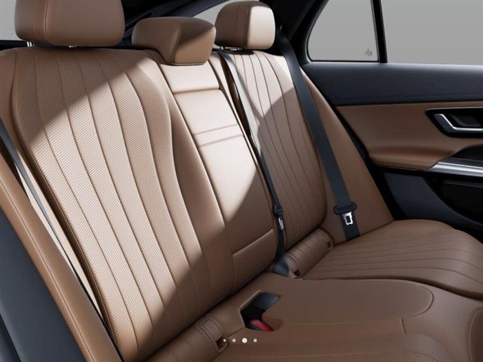 AutoSilver - MERCEDES-BENZ E 220 | ID 39240