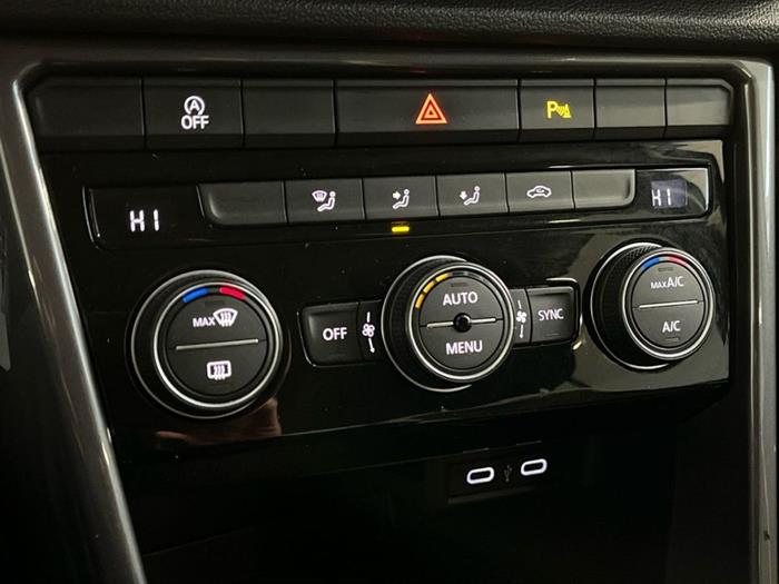 AutoSilver - VOLKSWAGEN T-Roc | ID 39671