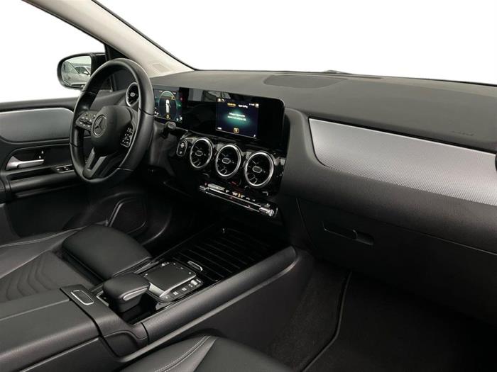 AutoSilver - MERCEDES-BENZ B 180 | ID 39754