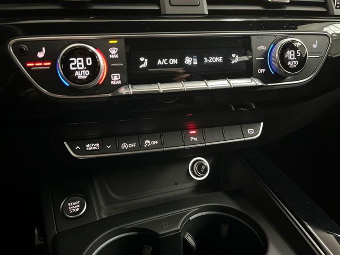 AutoSilver - AUDI A4 | ID 39845