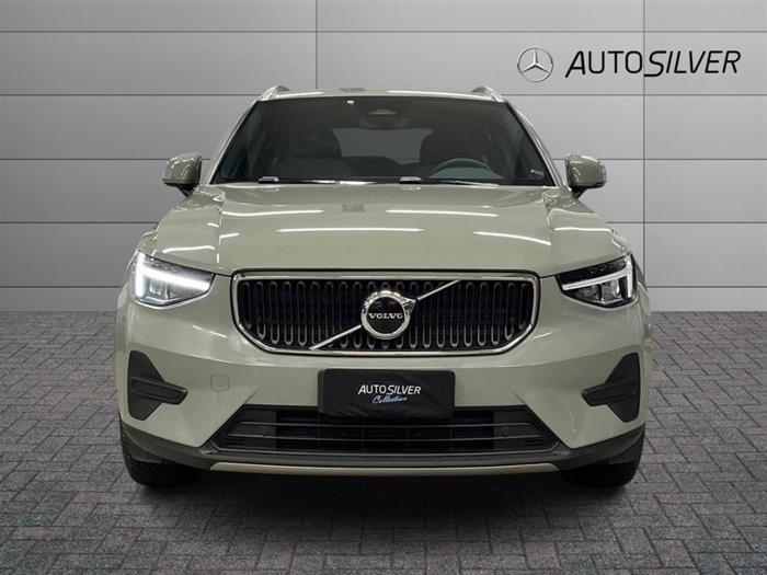 AutoSilver - VOLVO XC40 | ID 40015