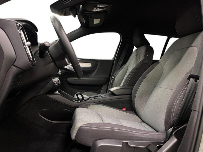 AutoSilver - VOLVO XC40 | ID 40015