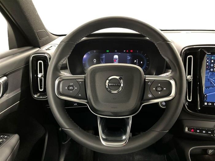 AutoSilver - VOLVO XC40 | ID 40015