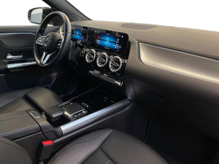 AutoSilver - MERCEDES-BENZ GLA 180 | ID 40155