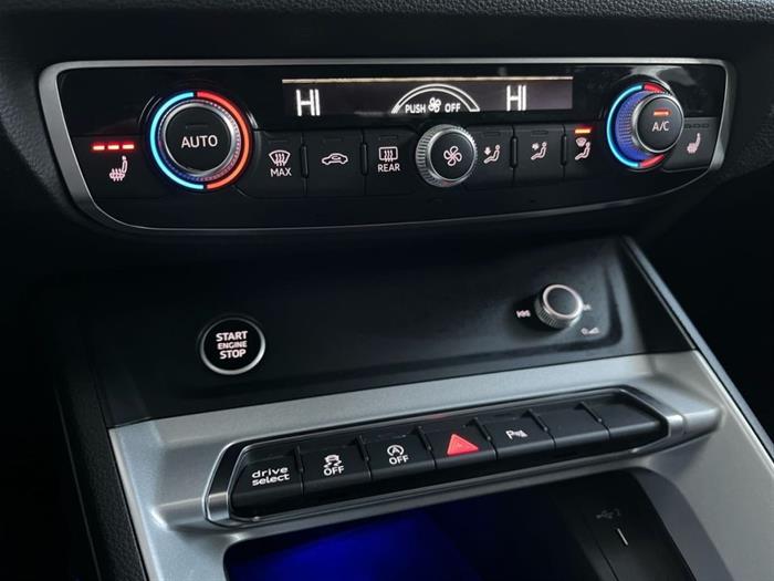 AutoSilver - AUDI Q3 | ID 40301