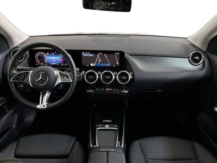 AutoSilver - MERCEDES-BENZ GLA 180 | ID 40685