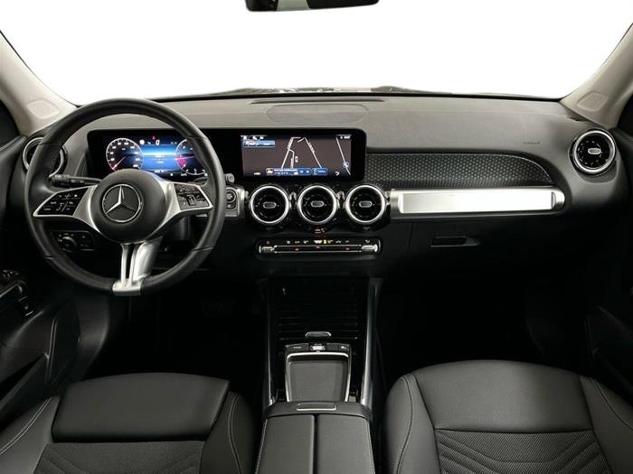 AutoSilver - MERCEDES-BENZ GLB 180 | ID 40781