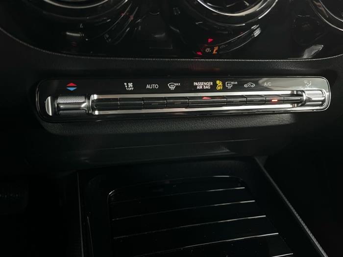 AutoSilver - MERCEDES-BENZ GLA 180 | ID 40944