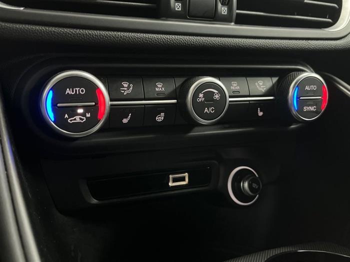 AutoSilver - ALFA ROMEO Giulia | ID 41602