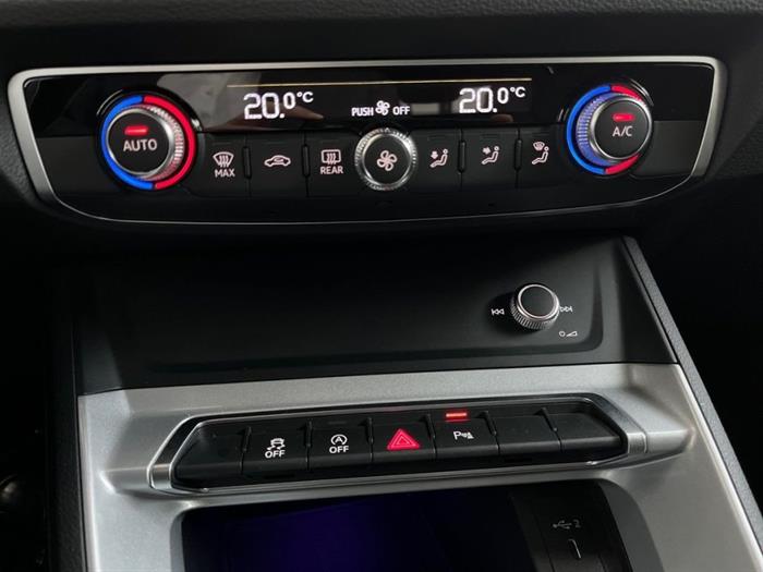 AutoSilver - AUDI Q3 | ID 41742