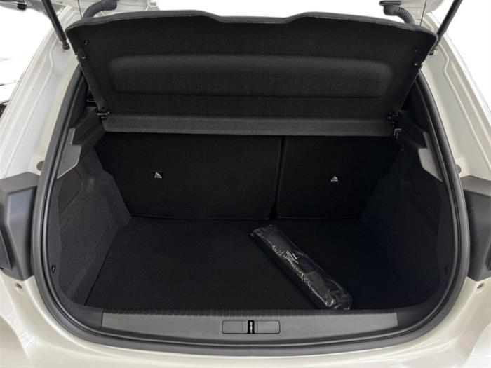 AutoSilver - PEUGEOT 208 | ID 42783