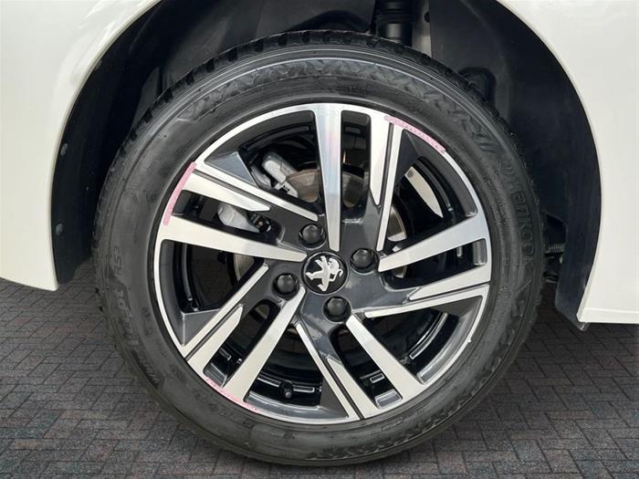 AutoSilver - PEUGEOT 208 | ID 42783