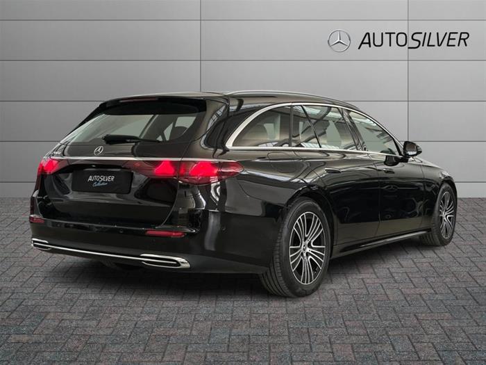 AutoSilver - MERCEDES-BENZ E 200 | ID 42805