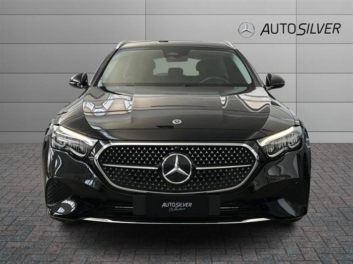 AutoSilver - MERCEDES-BENZ E 200 | ID 42805