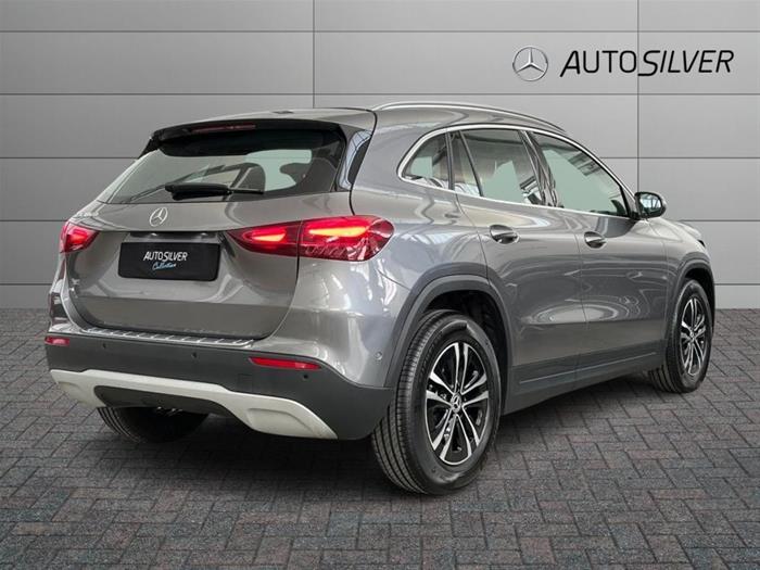 AutoSilver - MERCEDES-BENZ GLA 180 | ID 42938