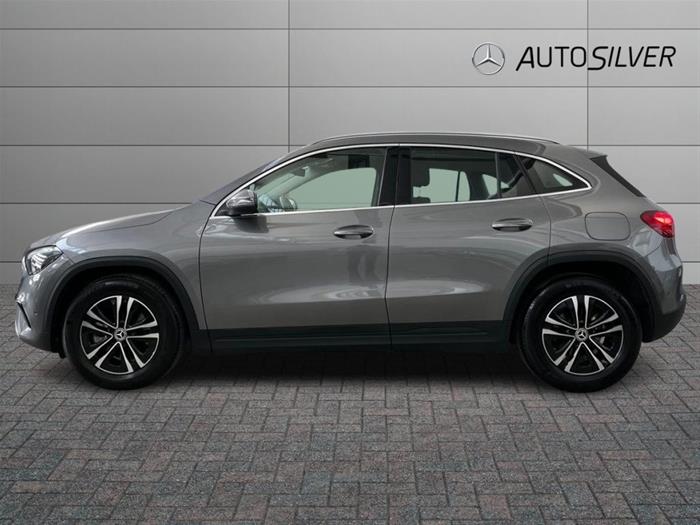 AutoSilver - MERCEDES-BENZ GLA 180 | ID 42938