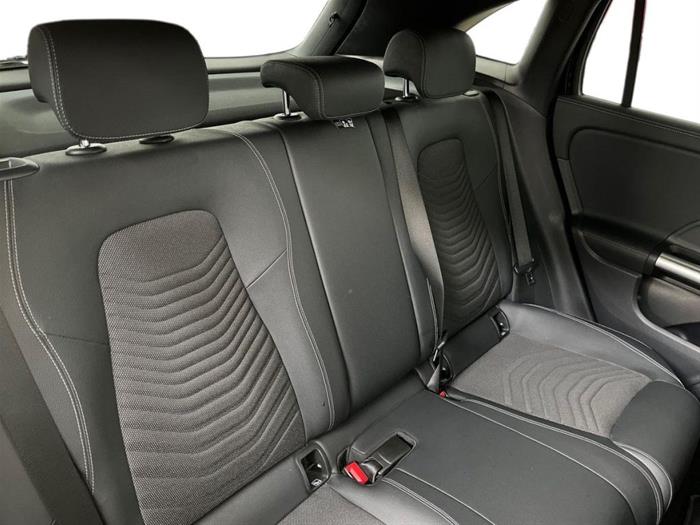 AutoSilver - MERCEDES-BENZ GLA 180 | ID 42939