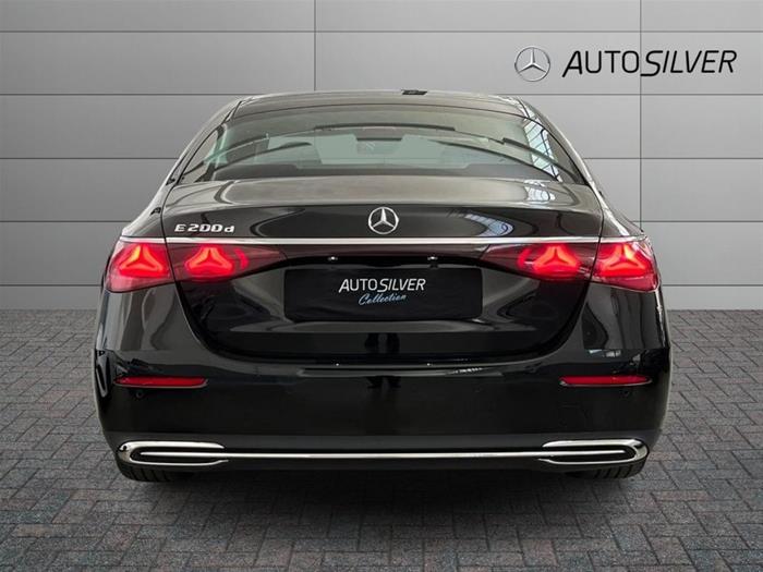 AutoSilver - MERCEDES-BENZ E 200 | ID 43150