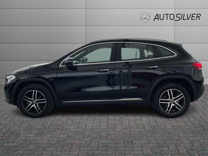 AutoSilver - MERCEDES-BENZ GLA 180 | ID 44551